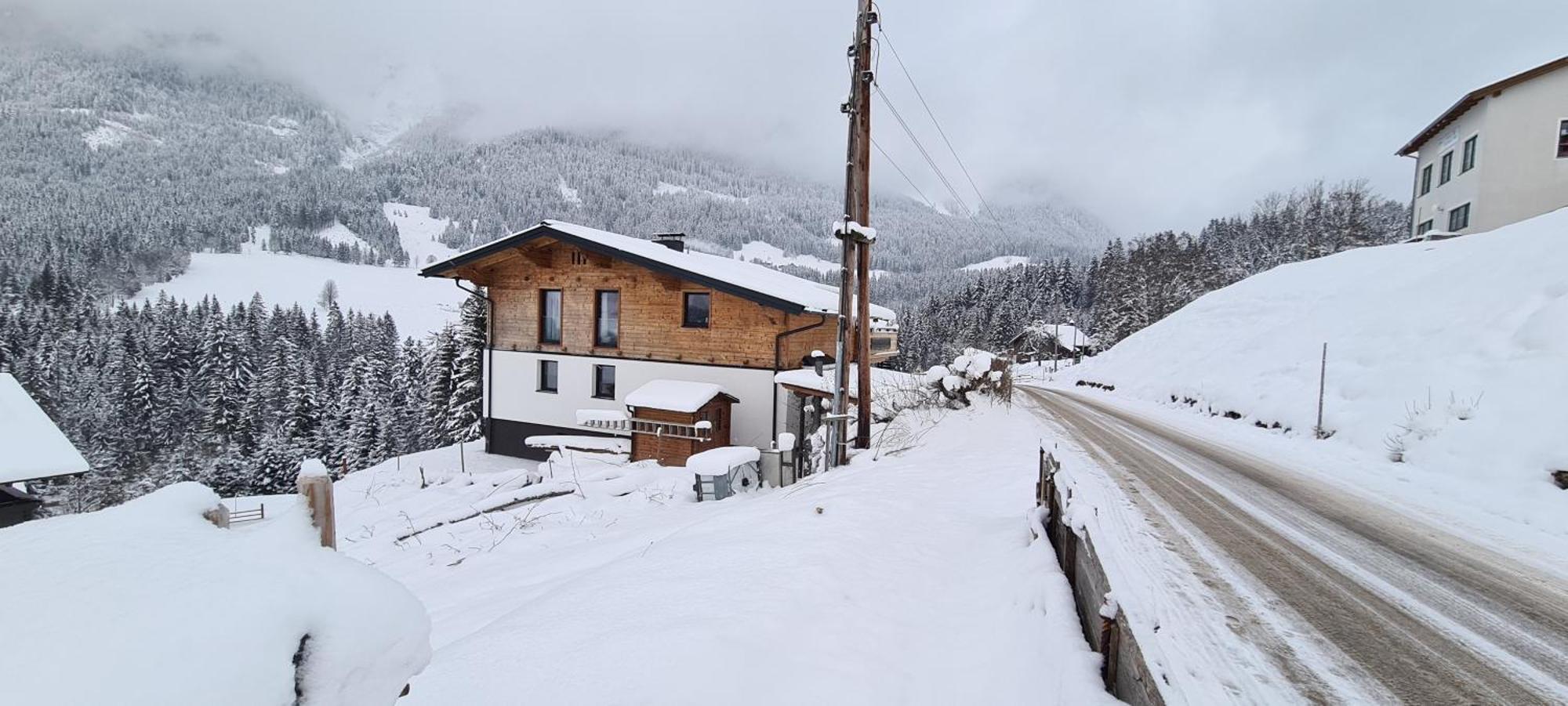 アンベルク・イム・ランマータールAlpenhaus Donnerkogelアパートメント エクステリア 写真